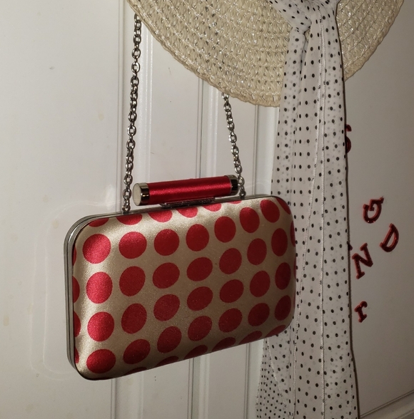 Hot Pink Polka Dot Clutch Purse - Picture 3 of 7